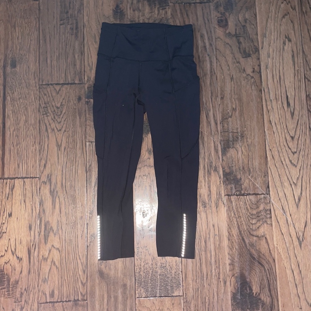 black lulu leggings